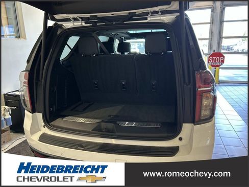 Certified 2023 Chevrolet Tahoe Z71 w/ Luxury Package AWD/4WD image 16