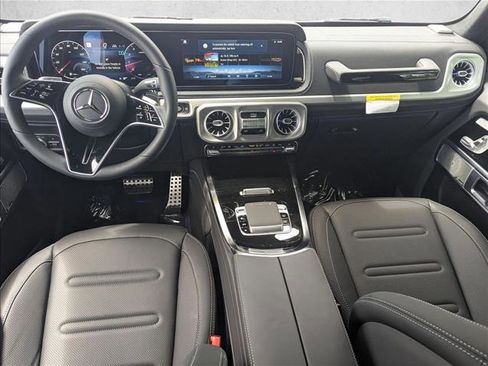 Used 2026 Mercedes-Benz G 550 image 19