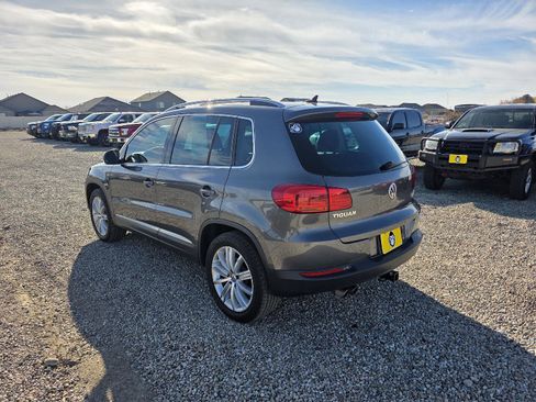 Used 2014 Volkswagen Tiguan SE image 8