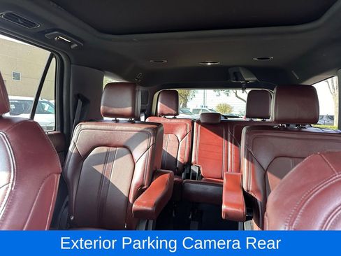 Used 2023 Ford Expedition Limited image 14