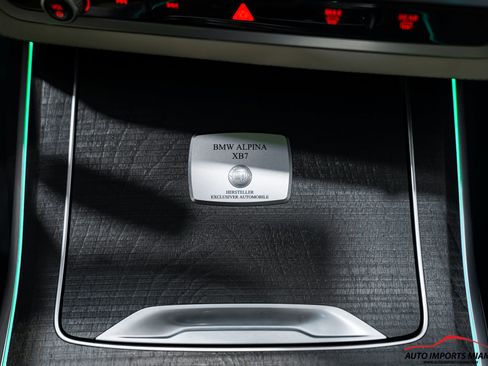 Used 2025 BMW ALPINA XB7 image 90