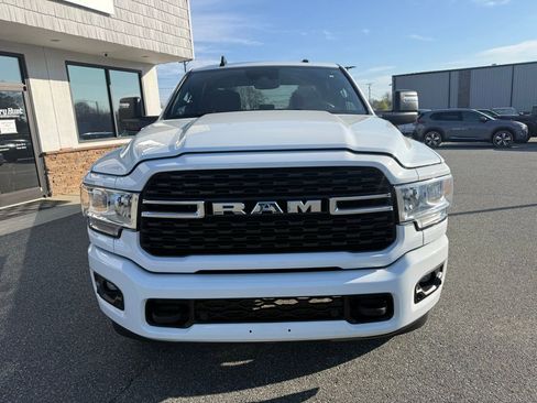 Used 2024 RAM 2500 Big Horn w/ Safety Group image 10