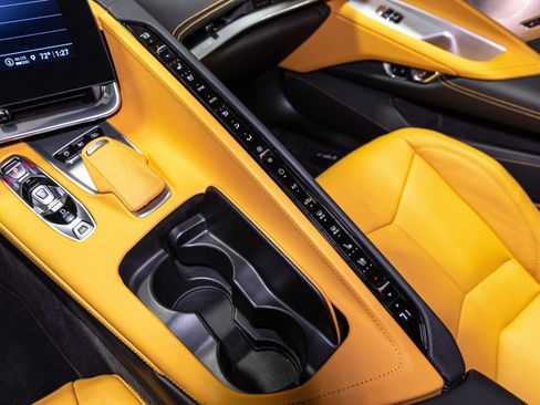 Used 2023 Chevrolet Corvette Z06 w/ Z07 Performance Package image 18