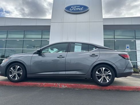 Used 2023 Nissan Sentra SV image 1