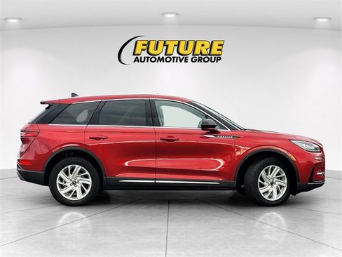 Certified 2023 Lincoln Corsair FWD image 3