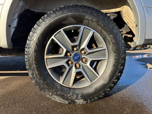 Used 2016 Ford F150 XLT w/ Equipment Group 302A Luxury image 13