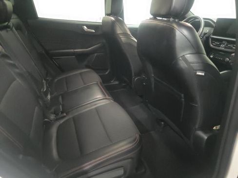 Certified 2023 Ford Escape ST-Line w/ Tech Pack #1 AWD/4WD image 6