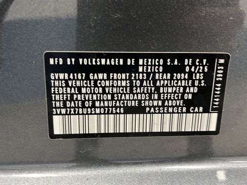 Used 2025 Volkswagen Jetta SE w/ Sunroof Package FWD image 28