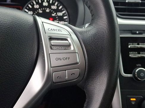 Used 2016 Nissan Altima 2.5 SV image 21