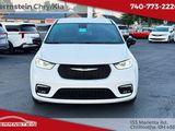 New 2026 Chrysler Pacifica Select image 2
