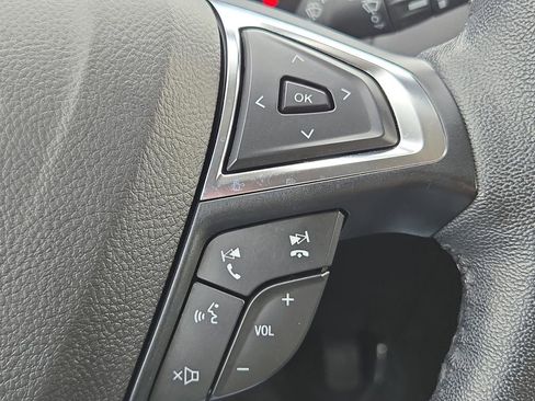 Used 2023 Ford Edge SEL image 28