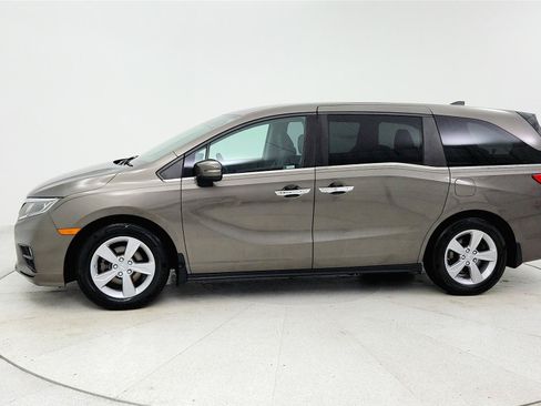 Used 2019 Honda Odyssey EX image 2