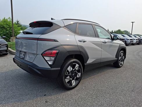 Used 2025 Hyundai Kona SEL AWD/4WD image 6