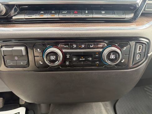 Used 2025 Chevrolet Silverado 1500 LT image 34