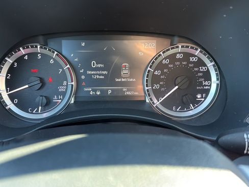 Used 2023 Toyota Highlander XSE image 27