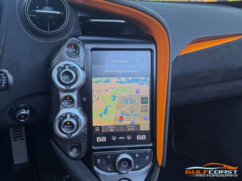 Used 2022 McLaren 720S Spider image 20