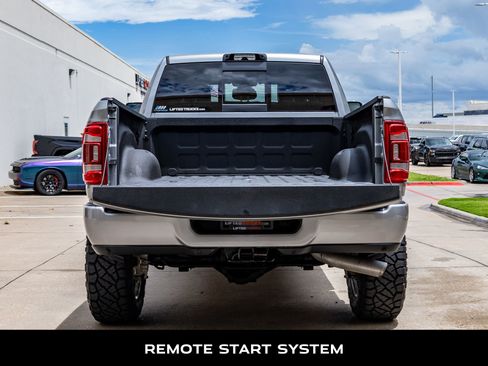 Used 2024 RAM 2500 Limited w/ Towing Technology Group AWD/4WD image 9