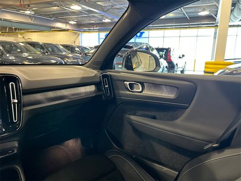 Certified 2023 Volvo C40 P8 Recharge Plus w/ Climate Package image 24