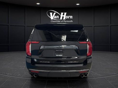 Used 2023 GMC Yukon XL Denali Ultimate AWD/4WD image 6
