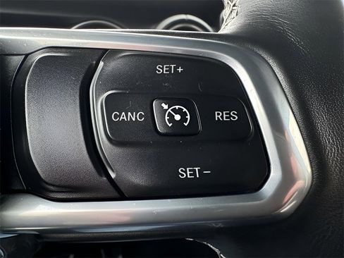 Used 2021 Jeep Wrangler Unlimited Sahara w/ Cold Weather Group image 20