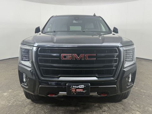 Used 2022 GMC Yukon AT4 AWD/4WD image 2