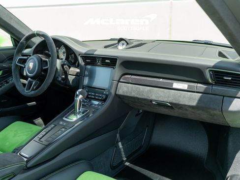 Used 2019 Porsche 911 GT3 RS w/ Weissach Package RWD image 21