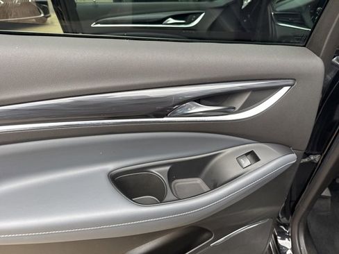 Used 2024 Buick Enclave Premium image 30