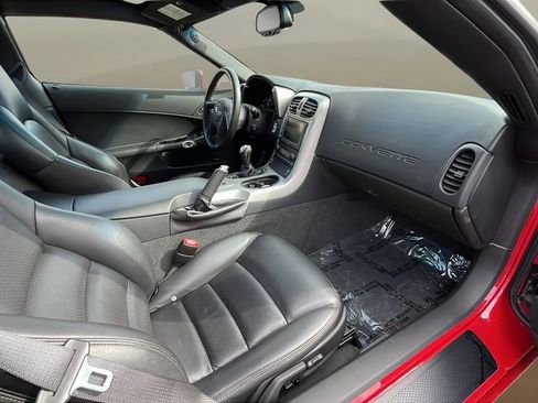 Used 2005 Chevrolet Corvette Coupe w/ Preferred Equipment Group image 10
