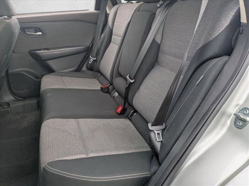 Used 2023 Nissan Rogue SV image 14