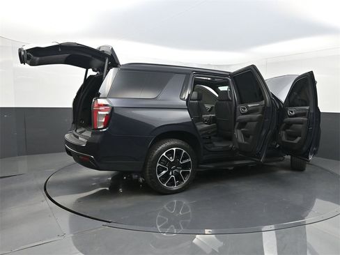 Used 2022 Chevrolet Tahoe RST w/ Luxury Package image 43