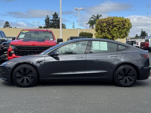 Used 2024 Tesla Model 3 Long Range AWD/4WD image 8