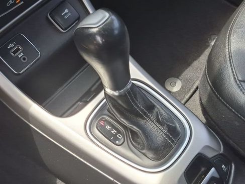 Used 2019 Jeep Compass High Altitude FWD image 14