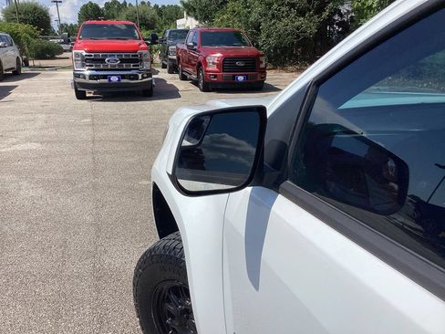 Used 2021 Chevrolet Colorado W/T w/ Custom Special Edition RWD image 23