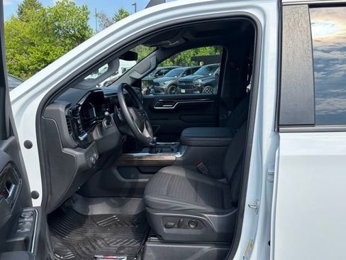 Used 2023 Chevrolet Silverado 1500 RST AWD/4WD image 14