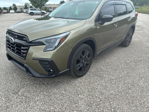 Used 2024 Subaru Ascent Onyx Edition AWD/4WD image 3