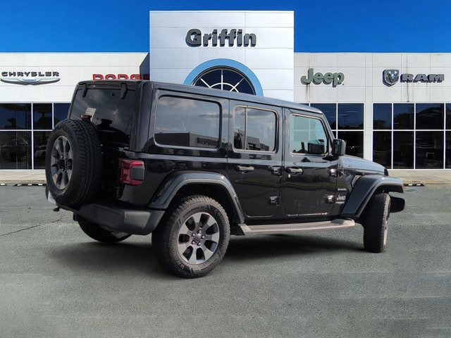 Used 2019 Jeep Wrangler Unlimited Sahara w/ Uconnect 4C Nav & Sound Group AWD/4WD image 4