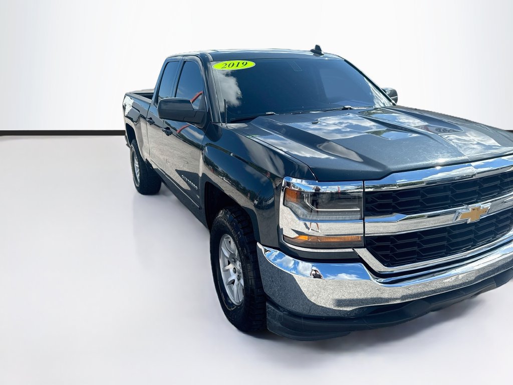 Used 2019 Chevrolet Silverado 1500 LT RWD image 1