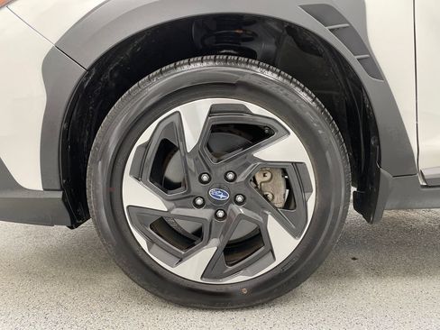 Used 2025 Subaru Crosstrek 2.5i Limited AWD/4WD image 4