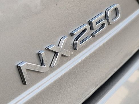 Used 2025 Lexus NX 250 FWD w/ Towing Package (2000 Lbs) image 12