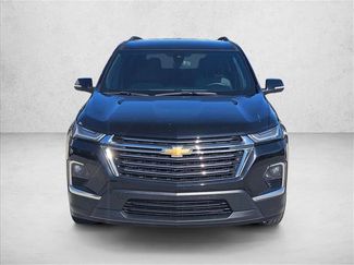 Used 2023 Chevrolet Traverse LT FWD video 2