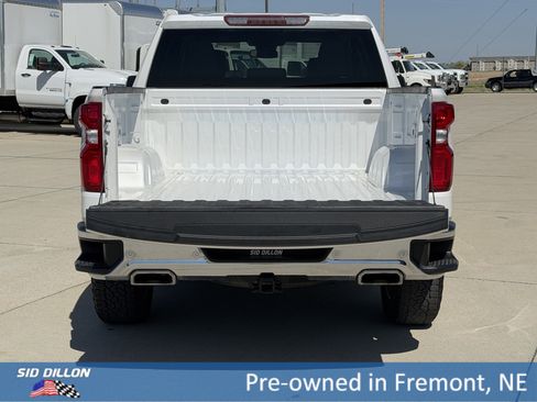 Used 2023 Chevrolet Silverado 1500 LTZ AWD/4WD image 5