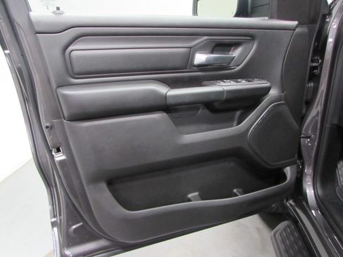 New 2026 RAM 1500 Express AWD/4WD image 12