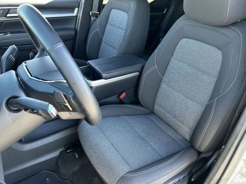 Used 2025 GMC Terrain Elevation image 19