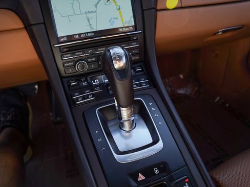 Used 2014 Porsche 911 Carrera 4S image 24