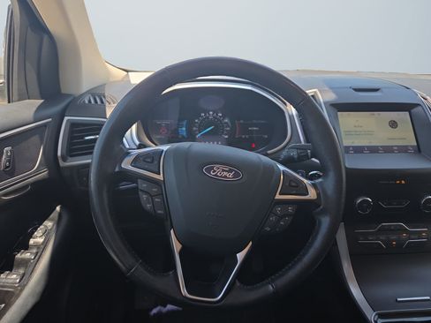 Used 2019 Ford Edge SEL w/ Equipment Group 201A AWD/4WD image 13