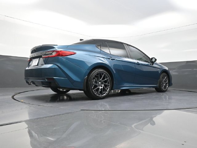 Used 2026 Toyota Camry XSE AWD/4WD image 39