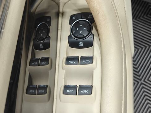 Used 2016 Lincoln MKS AWD w/ Equipment Group 101A image 52