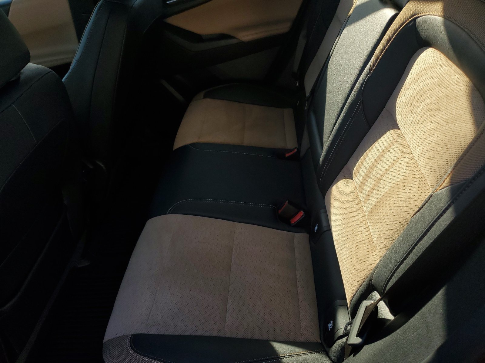 Used 2025 Chevrolet Equinox ACTIV w/ Safety and Technology Package AWD/4WD image 13