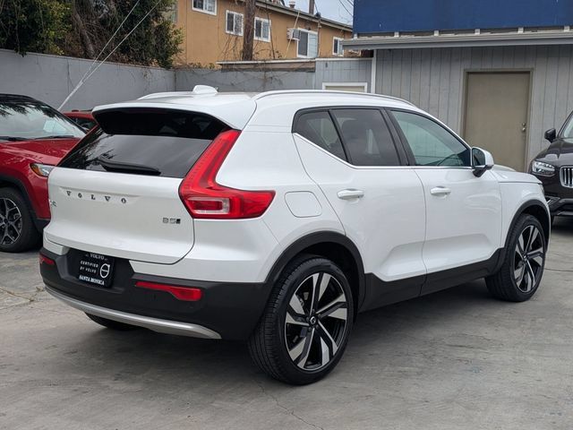 Certified 2023 Volvo XC40 B5 Ultimate AWD/4WD image 4