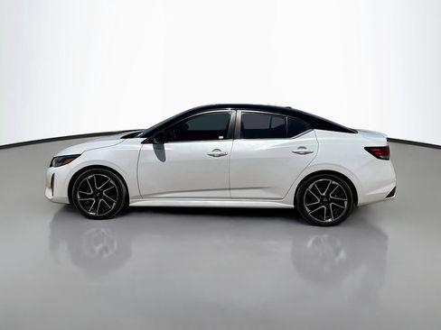 Used 2024 Nissan Sentra SR FWD image 4